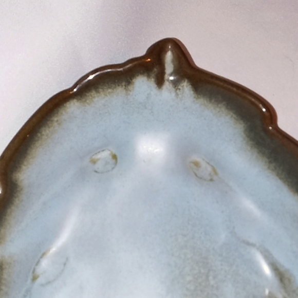 Frankhoma 226 Footed Leaf Candy Dish in Woodland Moss glaze. - Picture 4 of 5